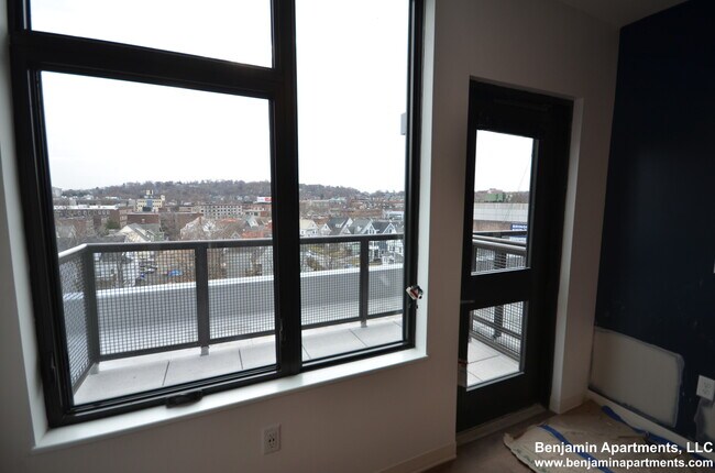 Foto del edificio - 89 Brighton Ave