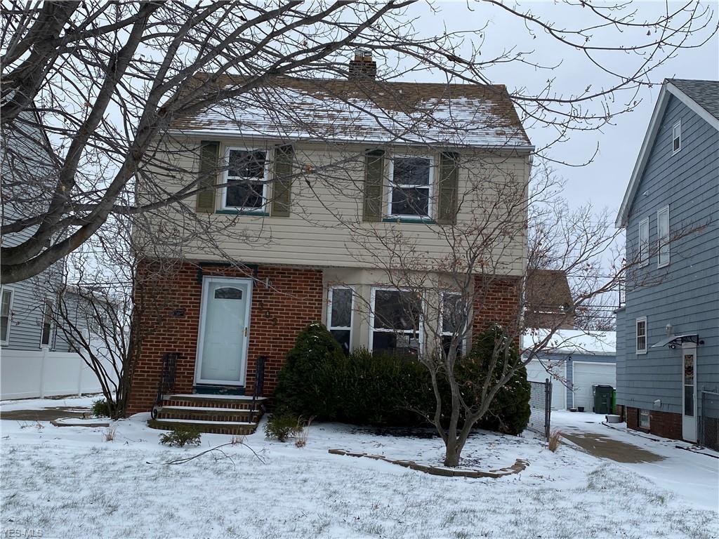 Primary Photo - 305 E 195th St