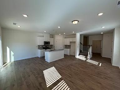 Building Photo - 2771 Yeager Dr NW