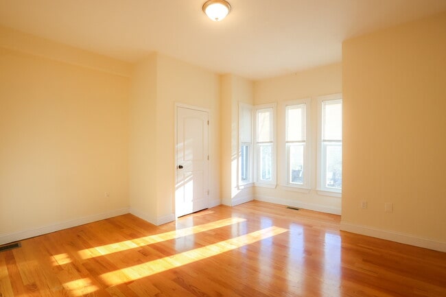 Building Photo - 29-31-33 Highland Ave.