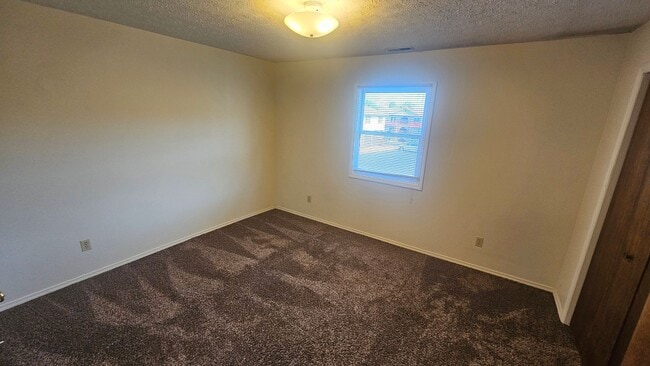 Foto del edificio - College Park - August 2026