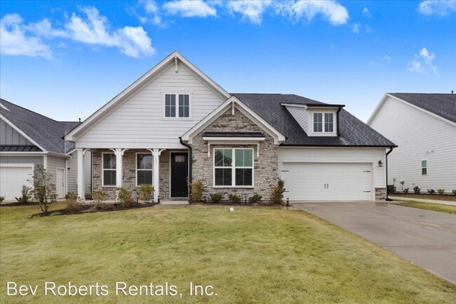 Building Photo - 4 br, 4.5 bath House - 200 Lingonberry Drive