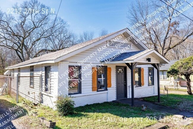 Building Photo - 2212 20th St N