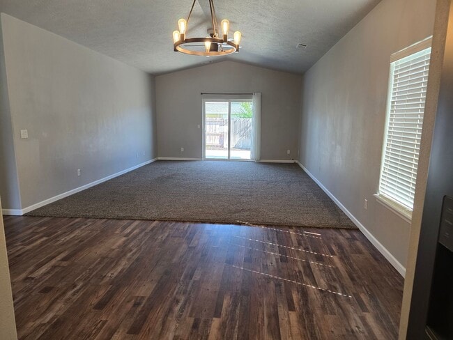 Foto del edificio - 3 bed 2 bath Single  Home for Rent in Gran...