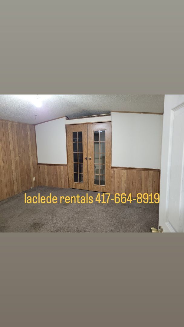 Building Photo - 3 BEDROOM 2 BATHROOM MOBILE HOME FOR RENT