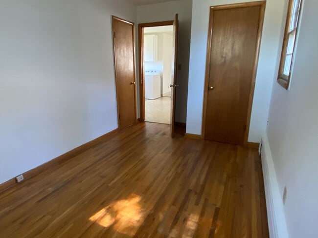 Building Photo - Cozy 2 bed, 1 bath House for Rent
