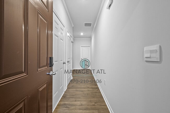 Foto del edificio - Brand New 3 Bedroom Townhome in Buford, GA