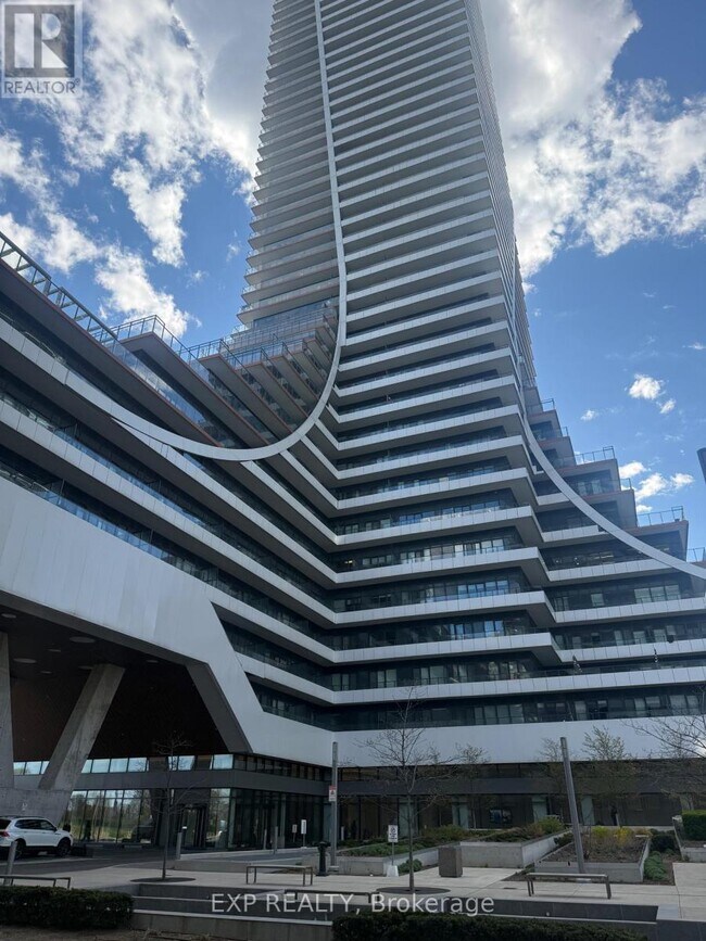 Photo du bâtiment - 30 Shore Breeze Dr
