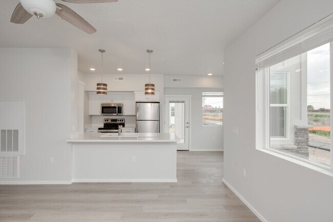 Foto del edificio - 5119 Osgood Ln