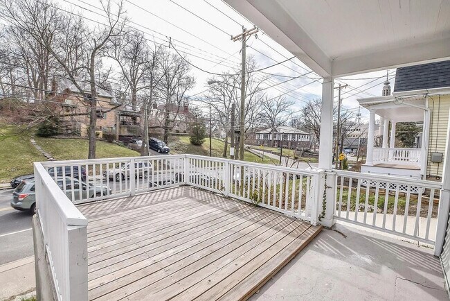 Foto del edificio - 3262 Linwood Ave