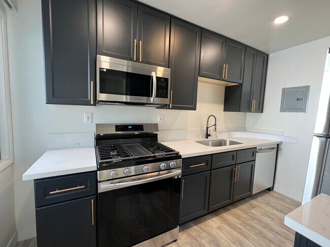 Foto del edificio - 3538 Keystone Ave