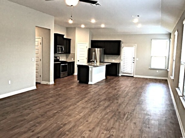 Building Photo - 6008 Gerard Dr