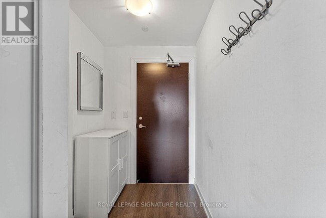 Building Photo - 205 Manning Ave