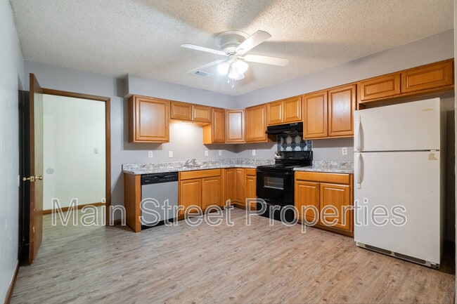 Building Photo - 8060 Winodee Rd