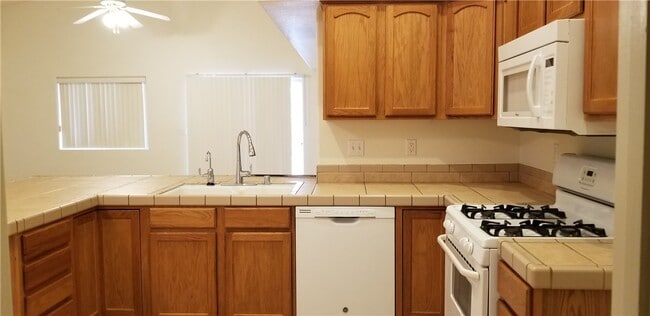 Foto del edificio - 4867 Santa Evinita Rd