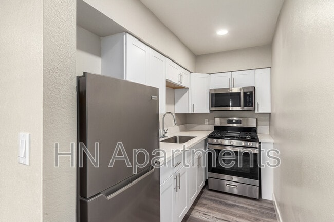 Building Photo - 8639 N 7th St