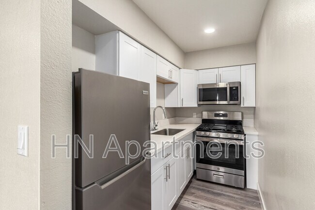 Foto del edificio - 8639 N 7th St