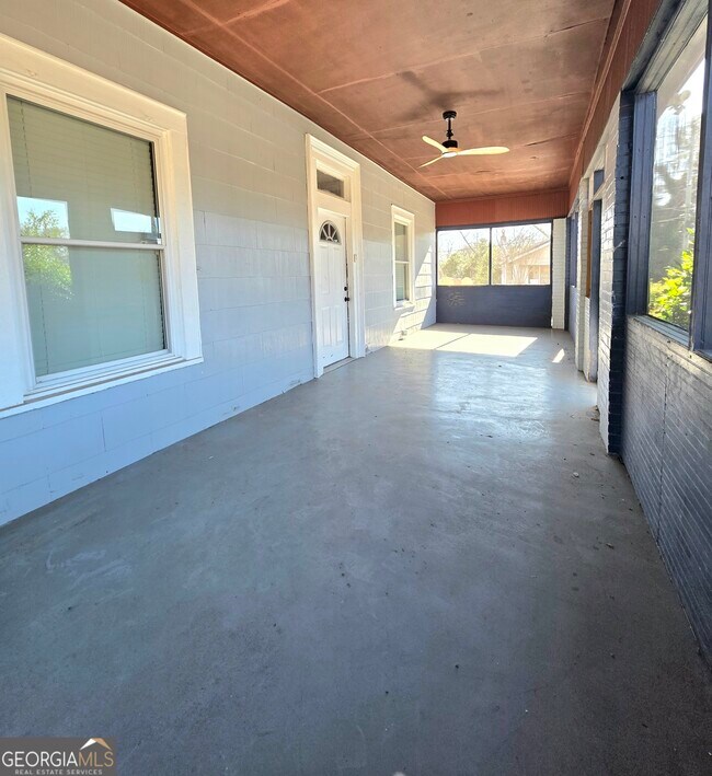 Foto del edificio - 1492 Virginia Ave