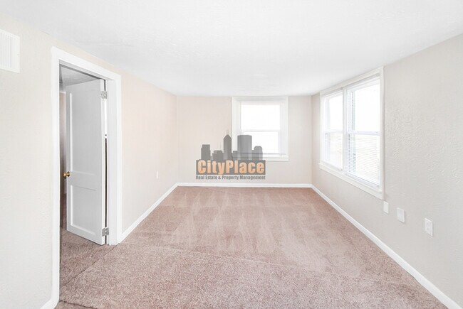 Foto del edificio - 2633 S Randolph St