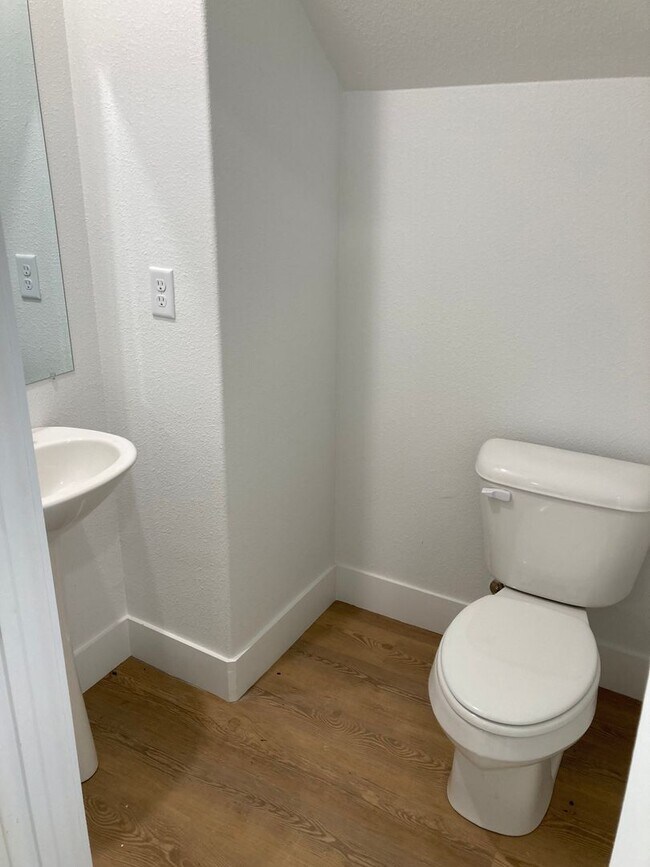 Foto del edificio - 1210 Nedra Dr