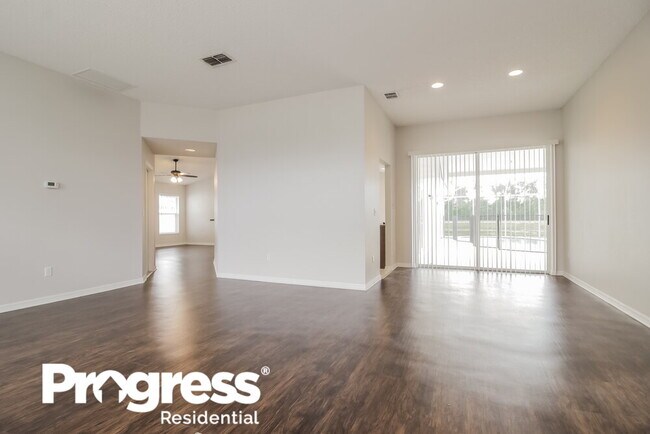 2833 Picadilly Cir photo'