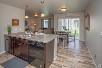 Building Photo - Edgewater Villas