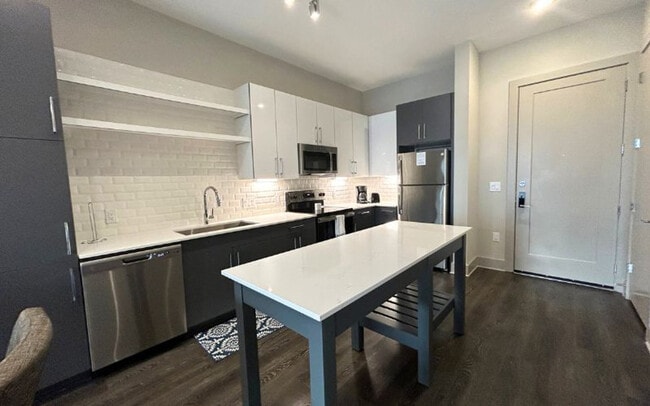 Building Photo - 3158 Stillhouse Creek Dr
