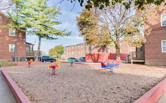 Foto del edificio - 2317 Hartford St SE