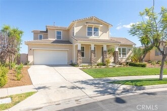 Building Photo - 11400 Bluebird Way
