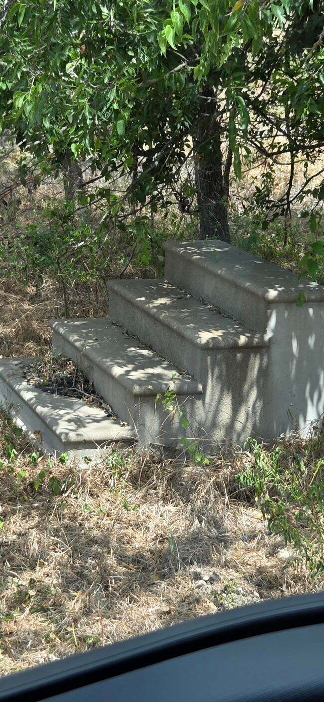 Foto del edificio - 8279 Green Valley Rd