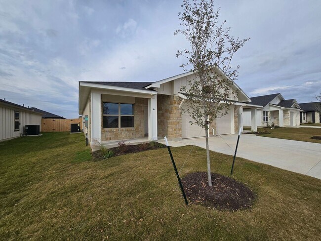 Building Photo - 907 Cherry Laurel Ln