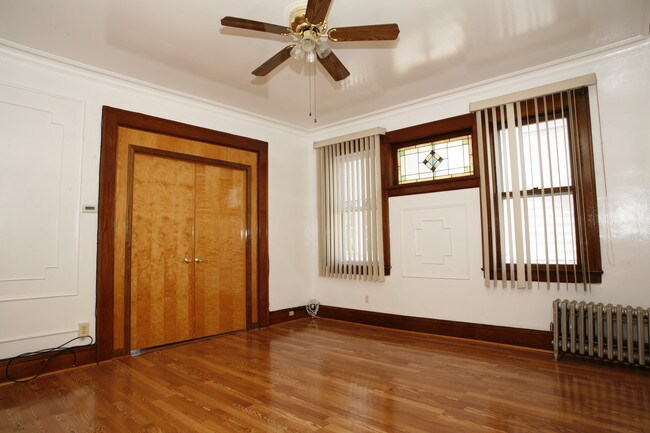 Foto del edificio - 170 Eastern Pkwy