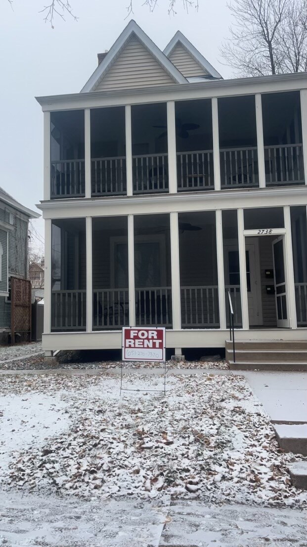 Foto del edificio - 2738 Emerson Ave S