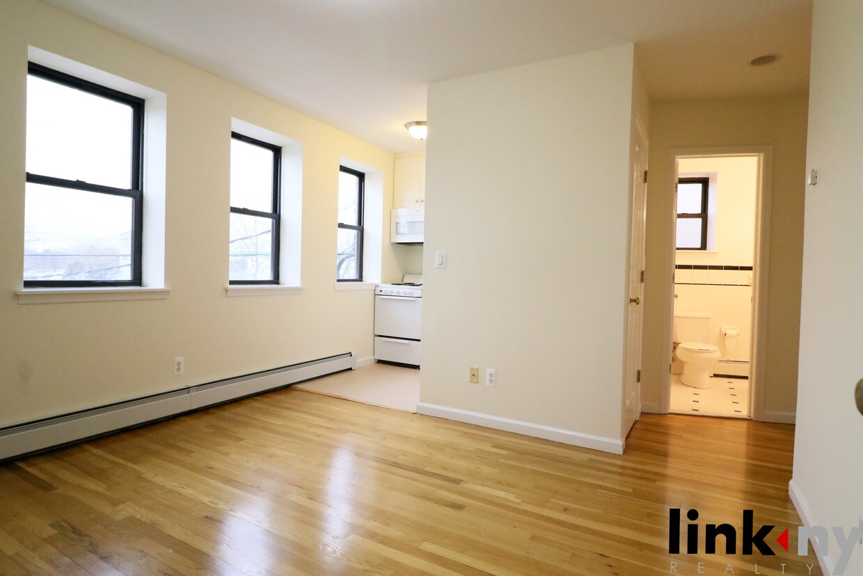 133 Hillside Pl, Eastchester, NY 10709 Apartments in Eastchester, NY