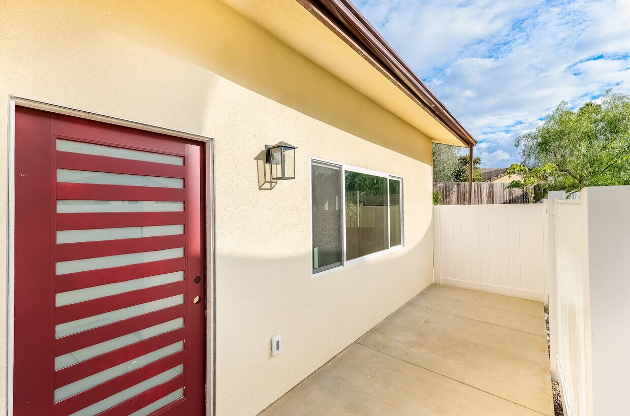 Primary Photo - 7246 Canyon Hill Way