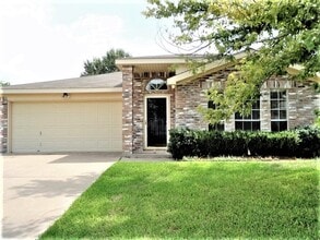 Building Photo - 10236 Westward Dr