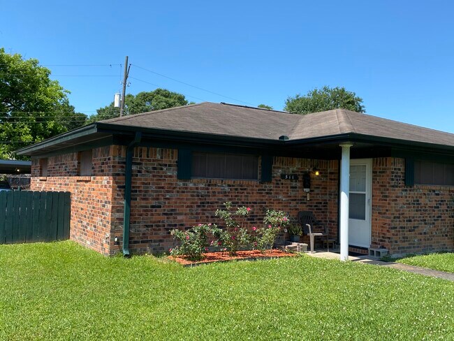 Building Photo - 511 N 25th Street