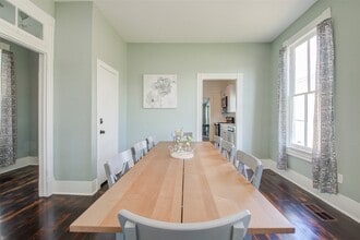 Building Photo - 3304 Avenue Q