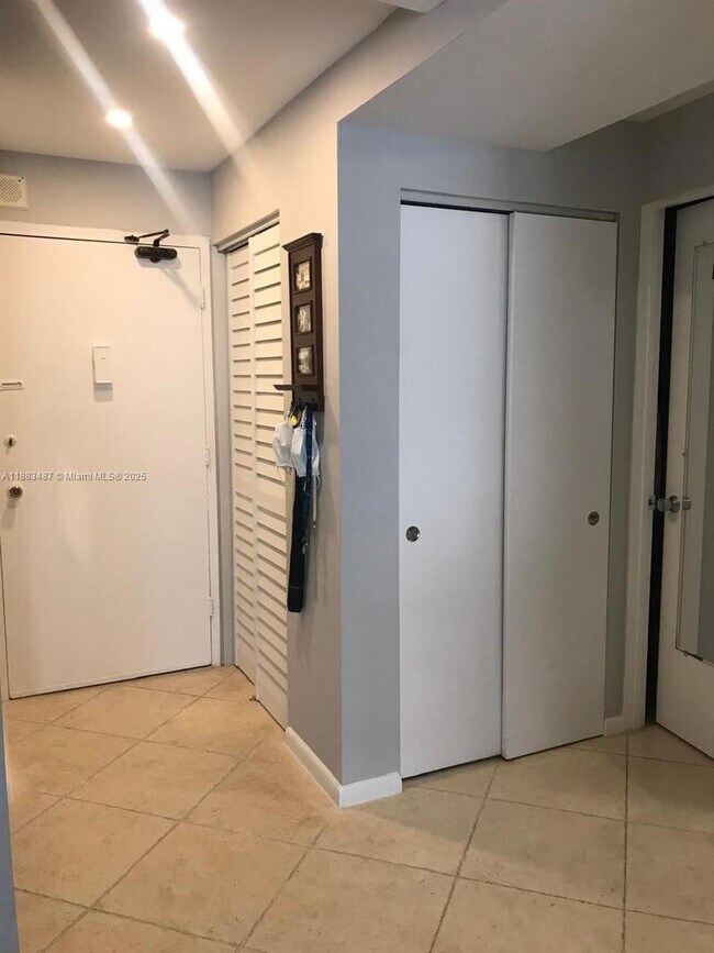 Foto del edificio - 401 Ocean Dr