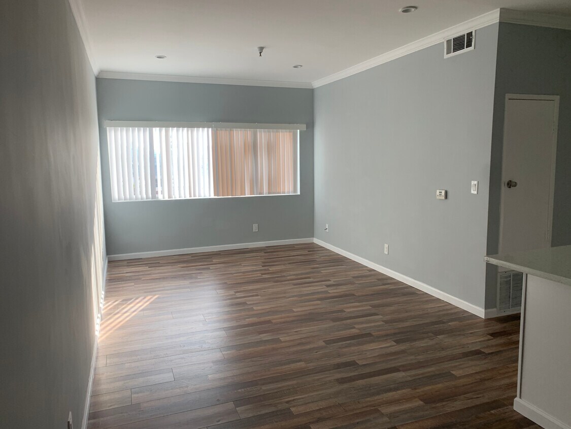 Foto principal - 225 N Reno St