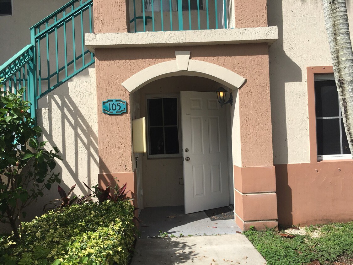 Foto principal - 1261 SE 31st Ct
