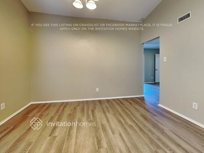 Building Photo - 9114 Vagas Dr