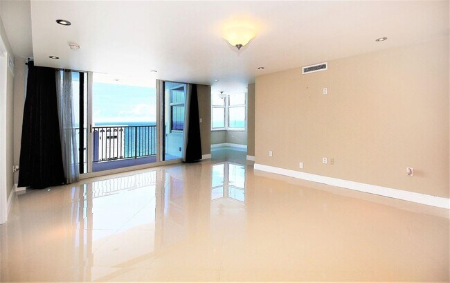 Foto del edificio - 1360 S Ocean Blvd