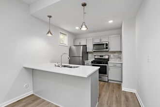 Building Photo - 2109 Aldrich Ave S