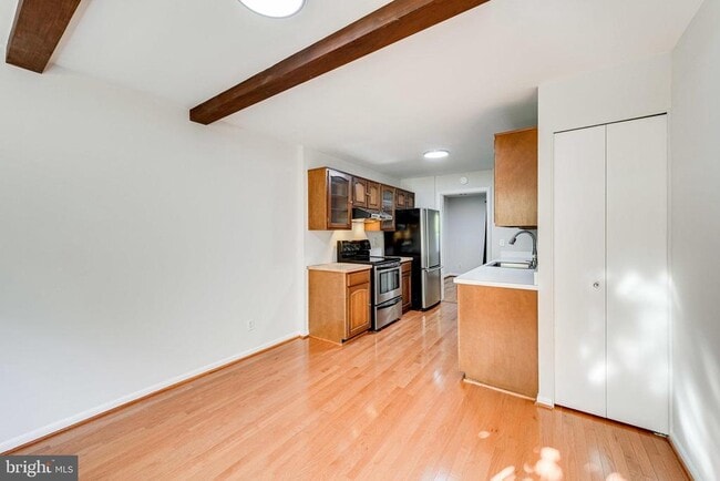 Building Photo - 2312 Wheystone Ct