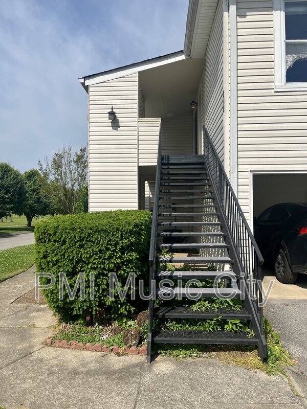 Photo - 810 Bellevue Rd Apartment