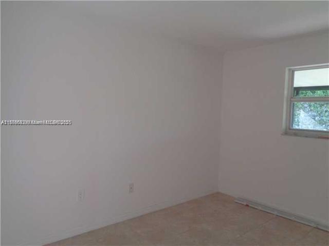 Foto del edificio - 11511 NW 33rd St