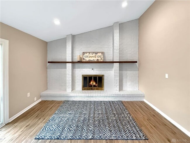 Building Photo - 3360 Cortez Dr