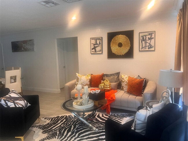 Foto del edificio - 1741 NE 39th St