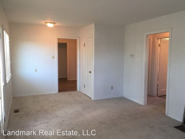 Building Photo - 3 br, 1 bath House - 1212 N. Walnut Street